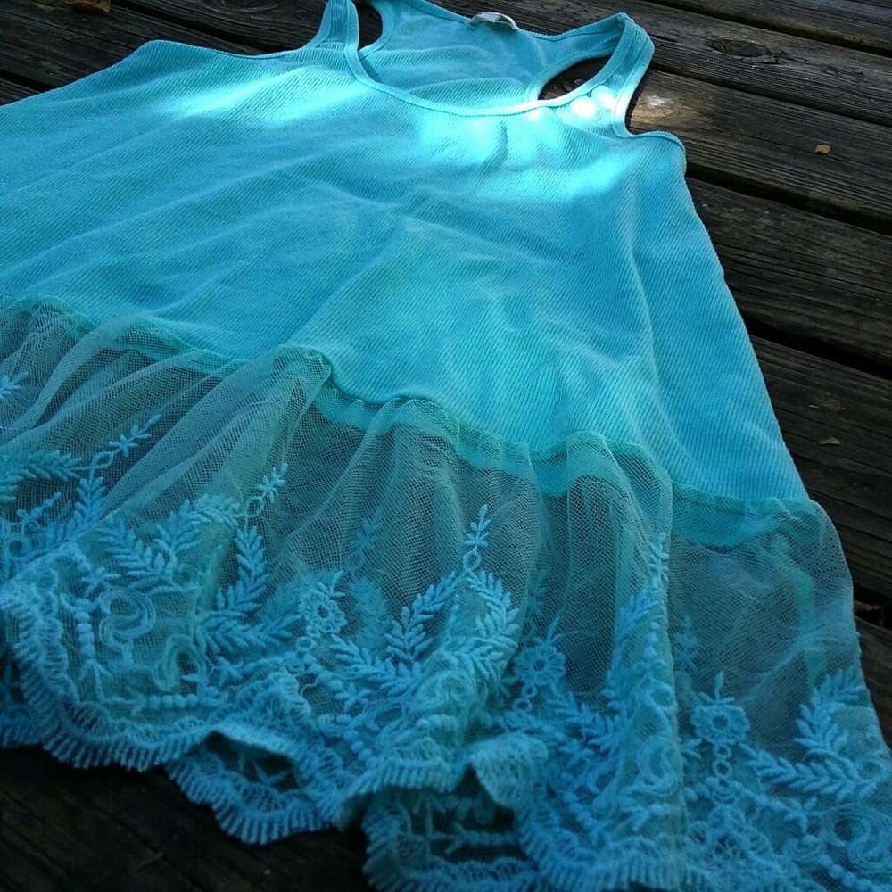 Umgee - Picture 7 of 10